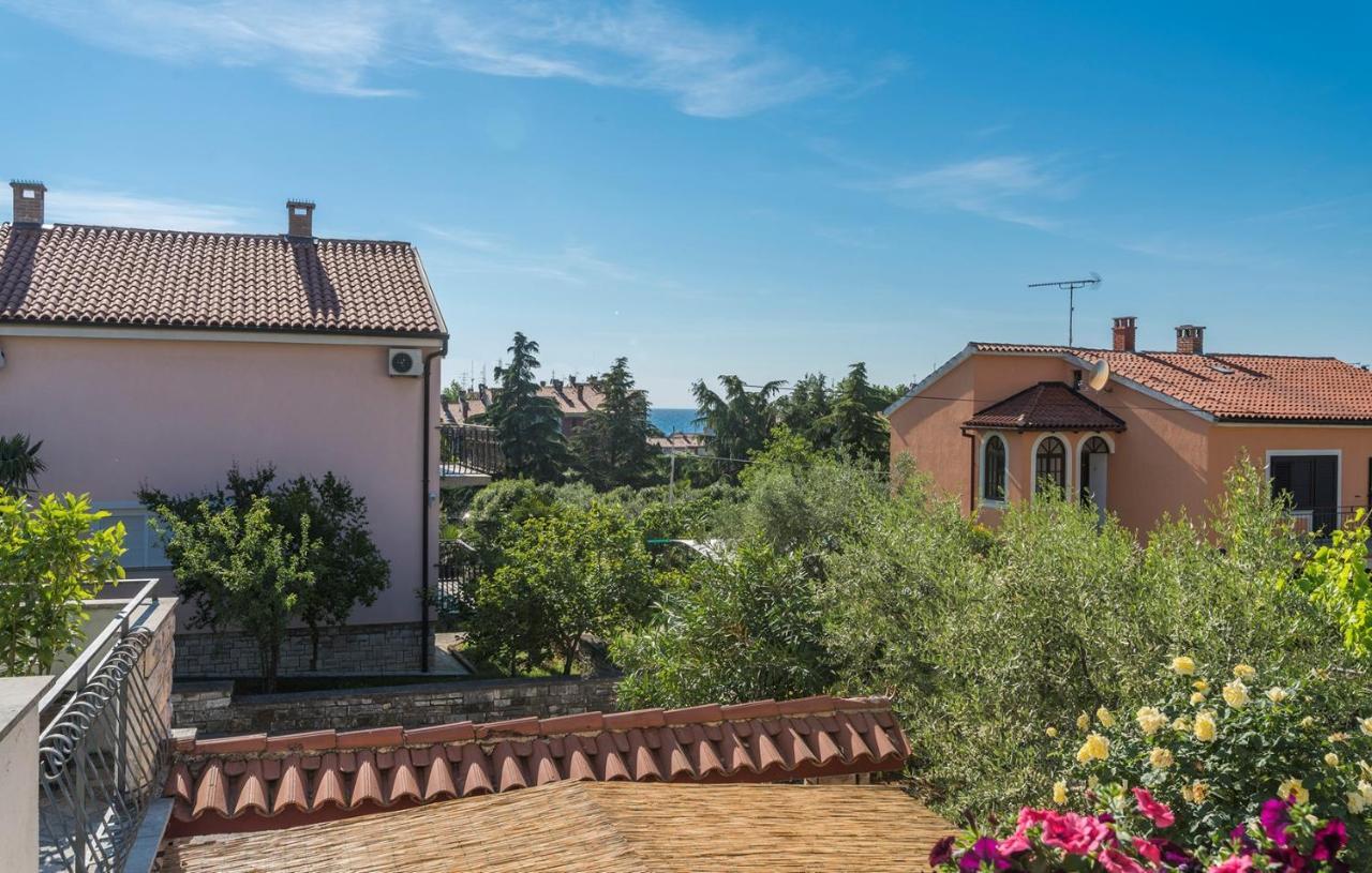 Apartments Loredana Пореч Екстер'єр фото