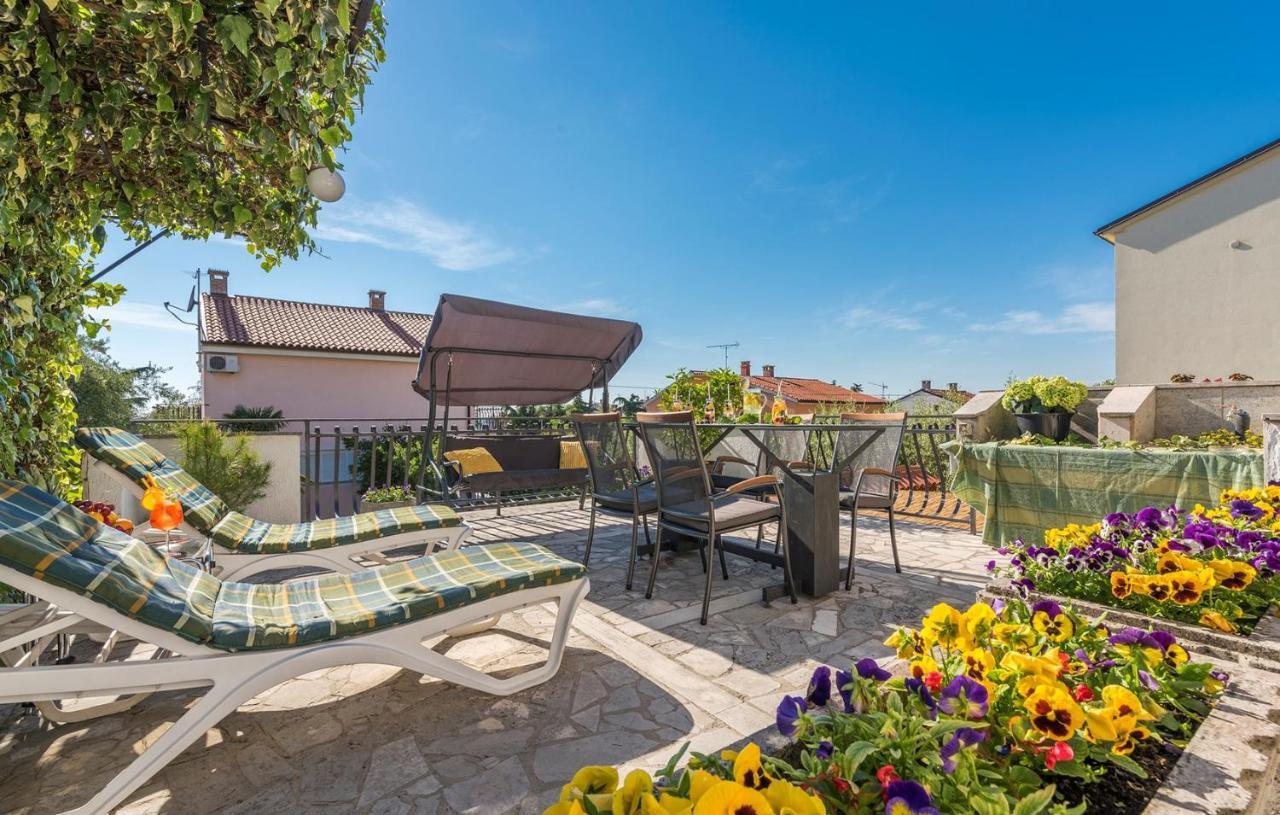 Apartments Loredana Пореч Екстер'єр фото