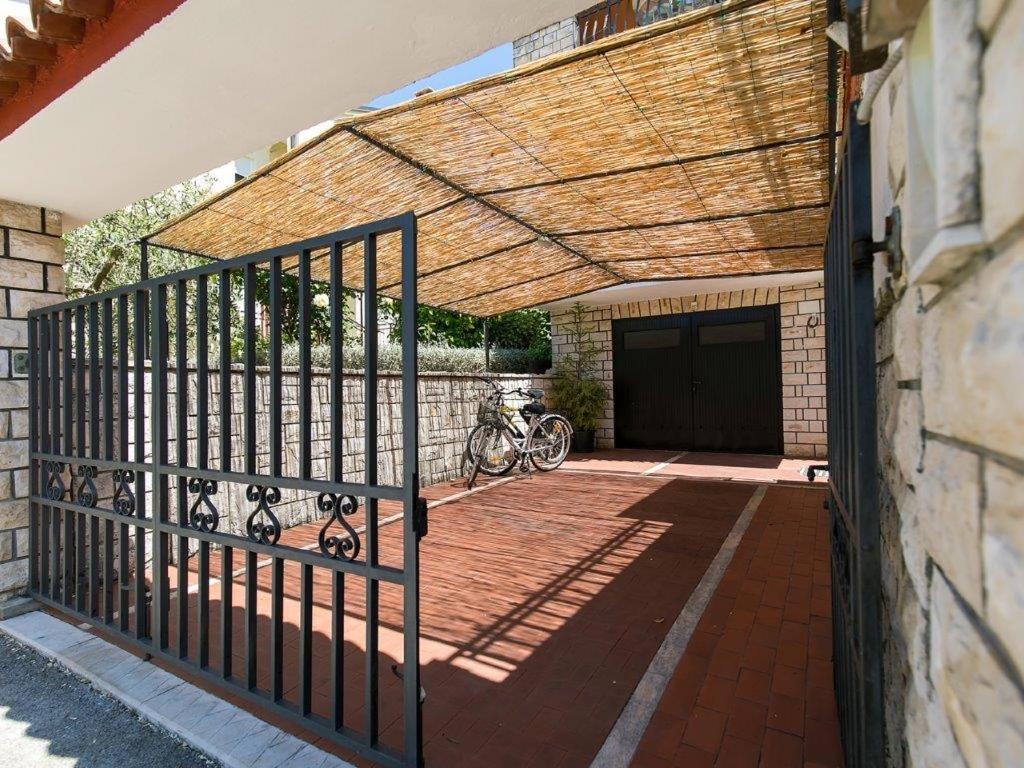Apartments Loredana Пореч Екстер'єр фото